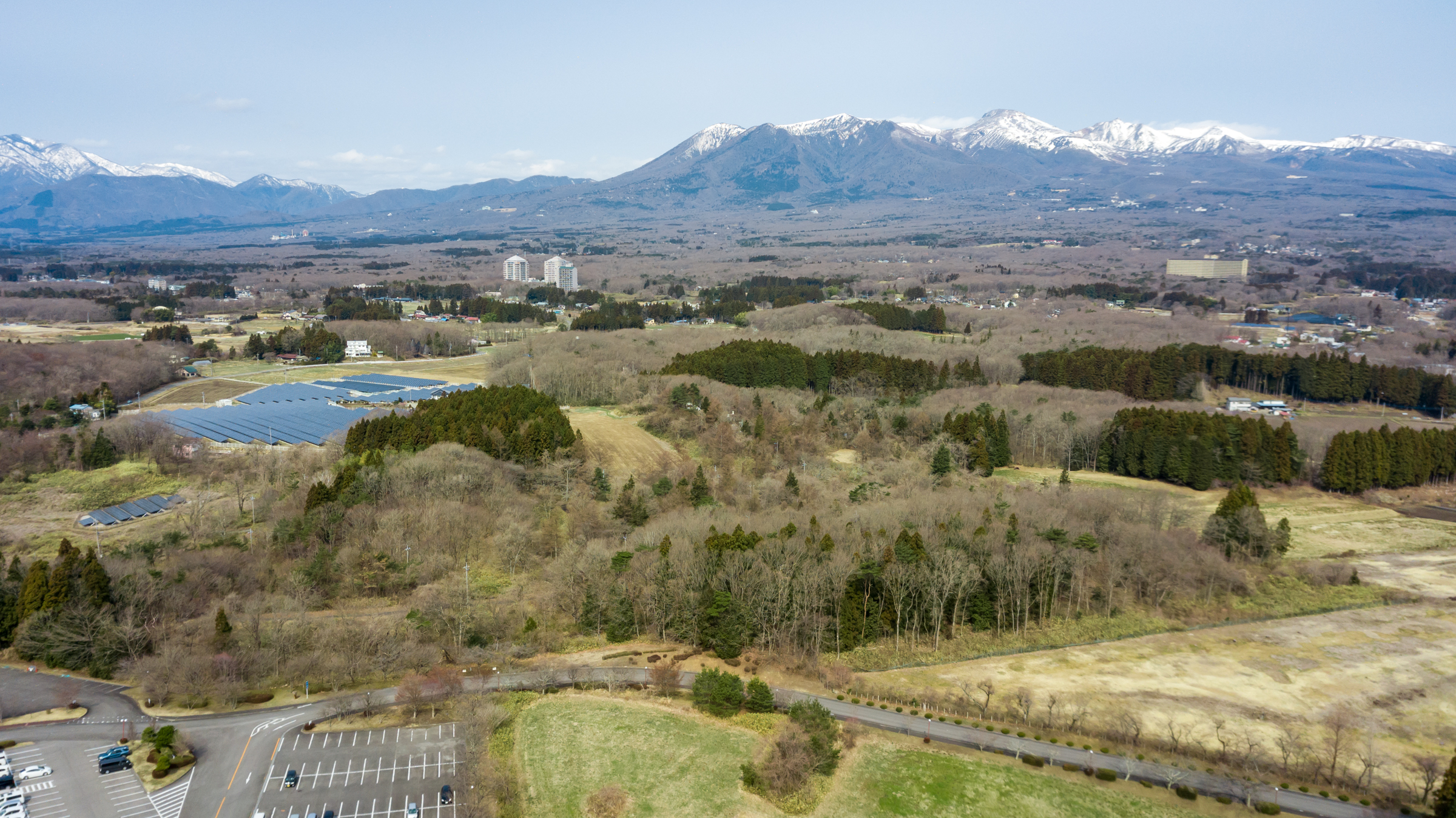 那須連山を望むワイナリーの風景